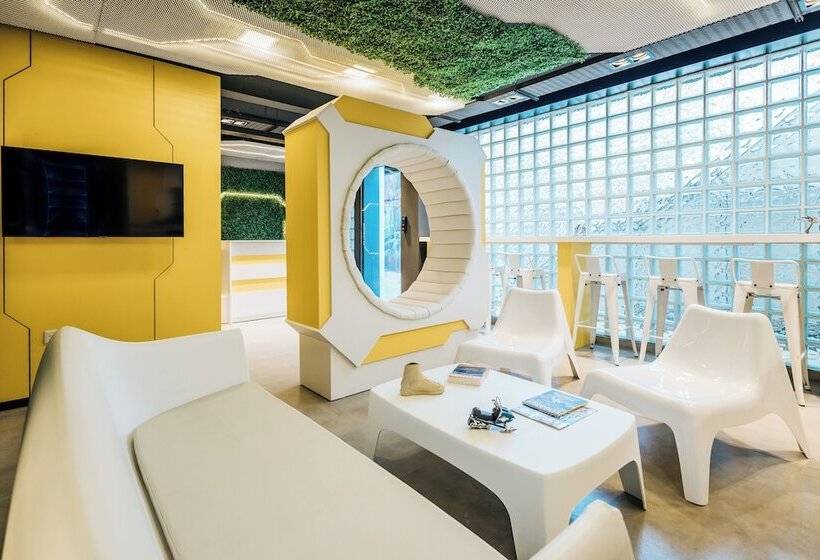 酒店 Underground Capsule