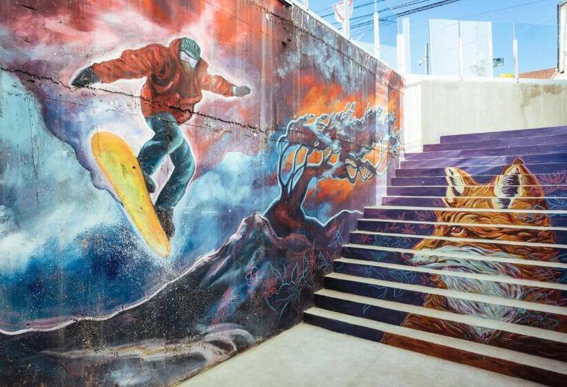 酒店 Underground Capsule