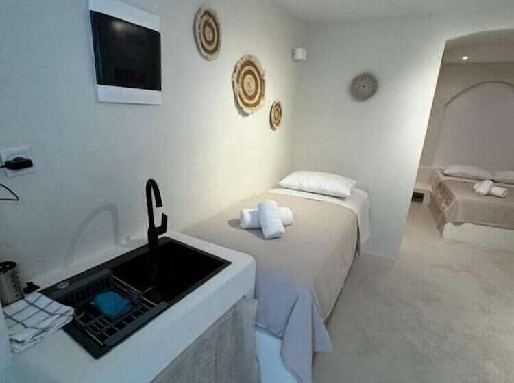 هتل White Sand Cave Suite