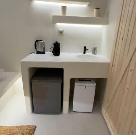 هتل White Sand Jacuzzi Suite