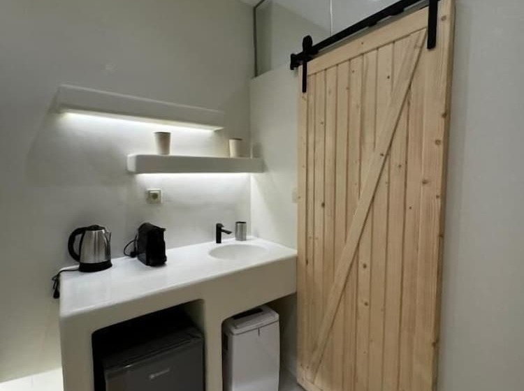 هتل White Sand Jacuzzi Suite