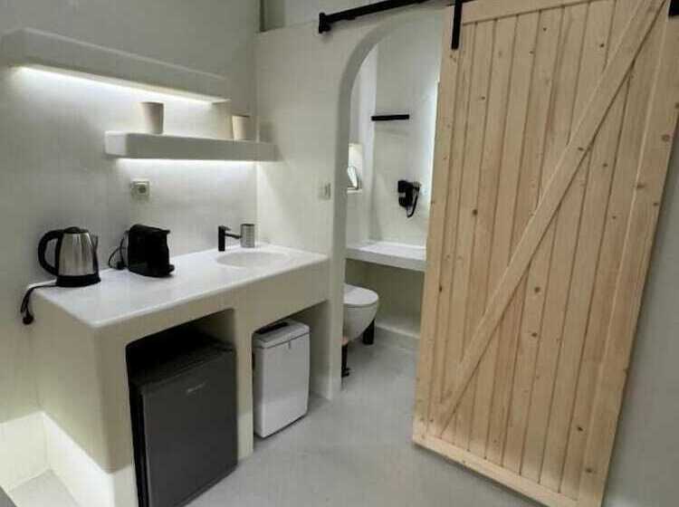 هتل White Sand Jacuzzi Suite