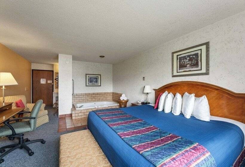 Iron Ridge Inn Motel