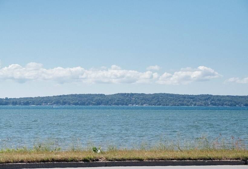 Kasa Gold Coast Inn Traverse City