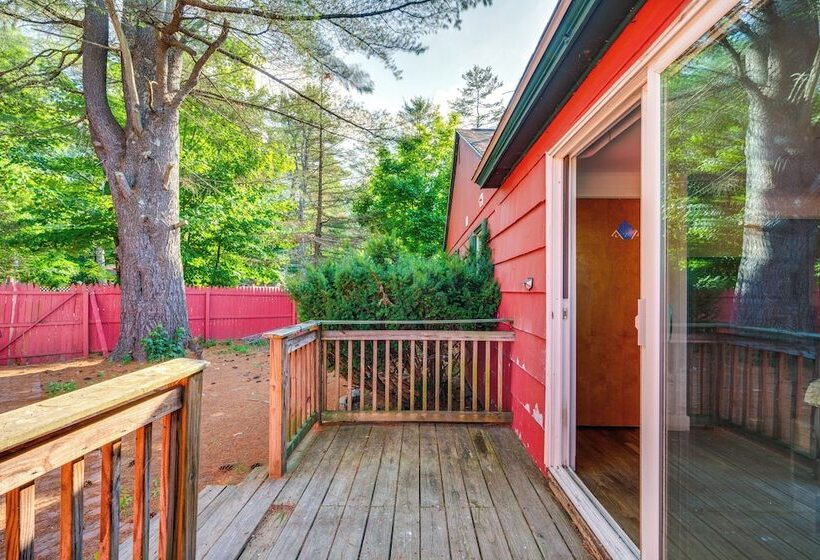 Laconia Resort Home < 2 Mi To Lake Winnipesaukee