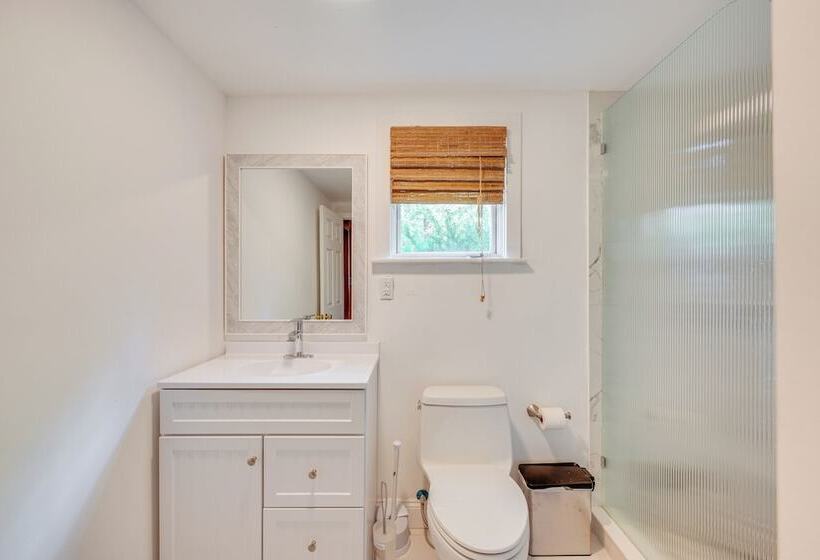 Laconia Resort Home < 2 Mi To Lake Winnipesaukee