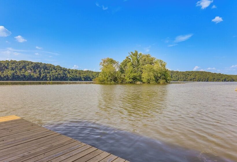 Waterfront Wheeler Lake Home W/ Furnished Deck