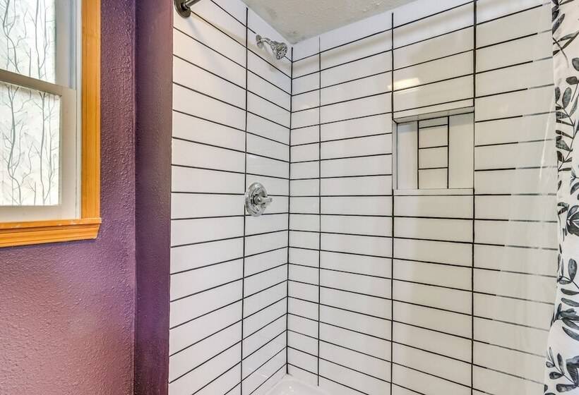 Lakefront Cabin < 3 Mi To Dtwn Eureka Springs!