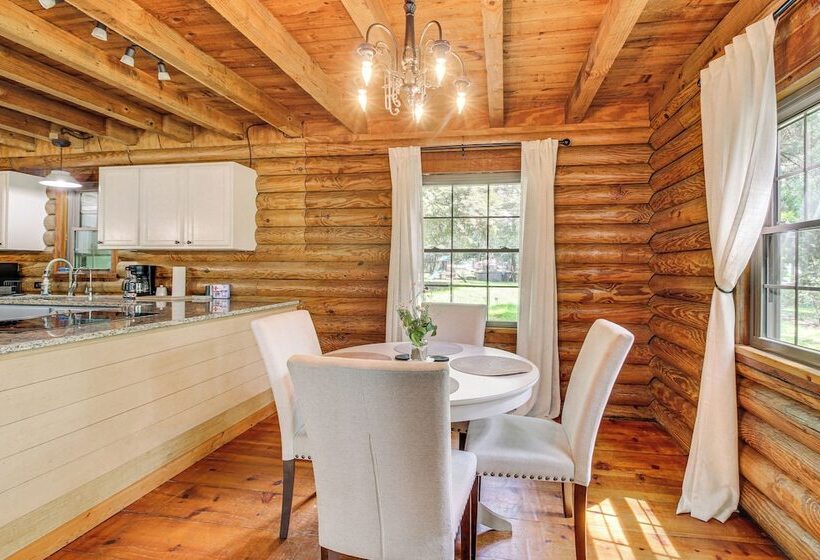 Lakefront Getaway: Pool & Dock ~ 31 Mi To Savannah