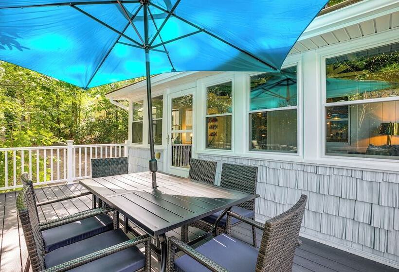 Lakefront Lusby Home W/ Fire Pit: 3 Mi To Beach!