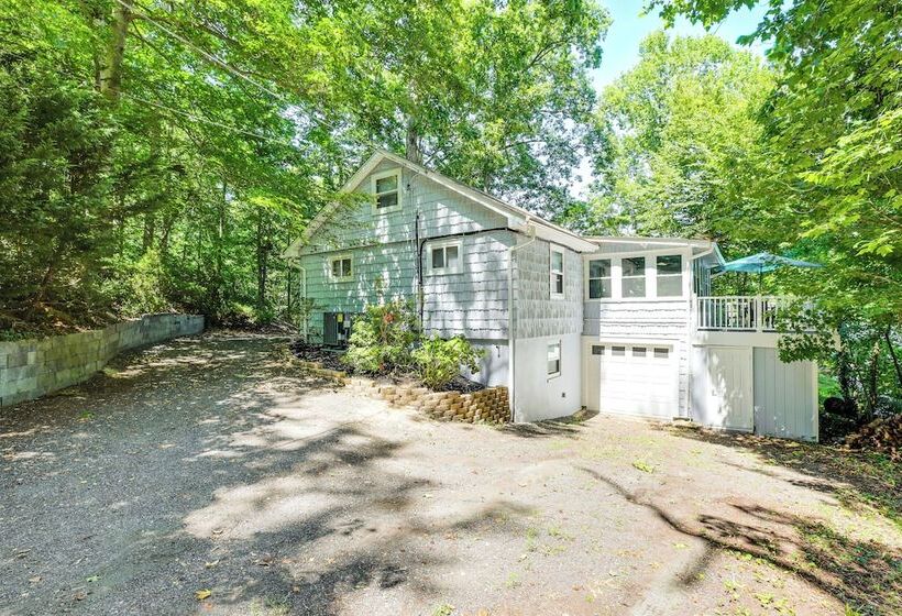 Lakefront Lusby Home W/ Fire Pit: 3 Mi To Beach!