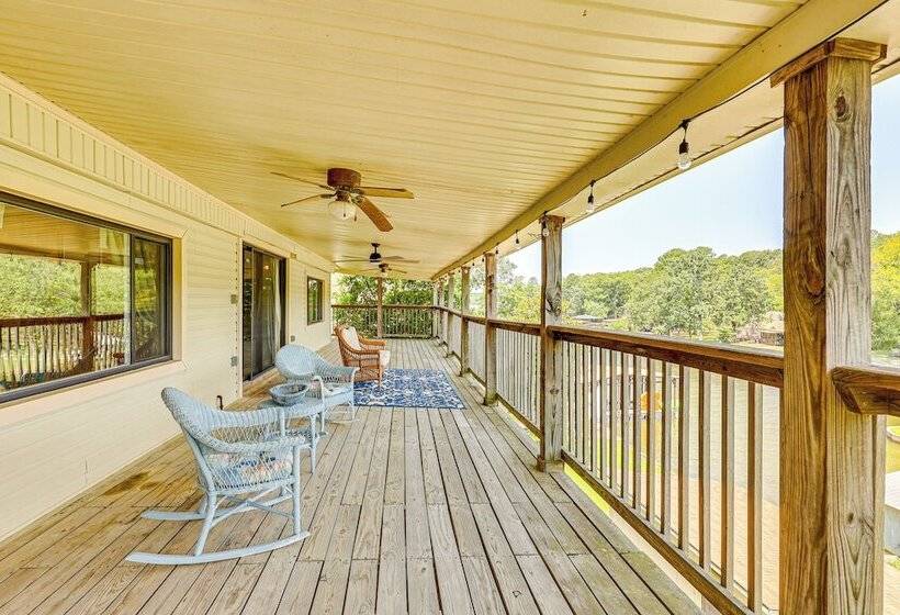 Lakeside Hot Springs Retreat W/ Pool Table!