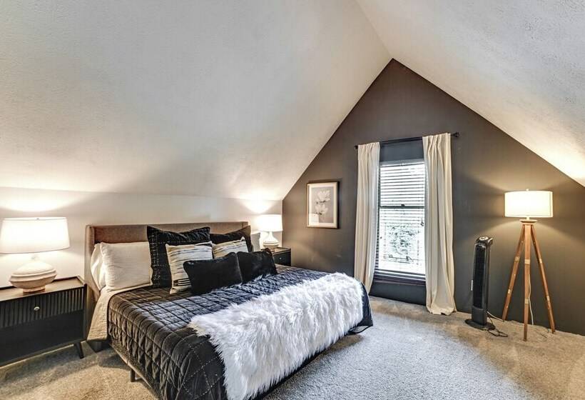 Lovely Gilbertsville Cabin W/ Patio, 4 Mi To Water