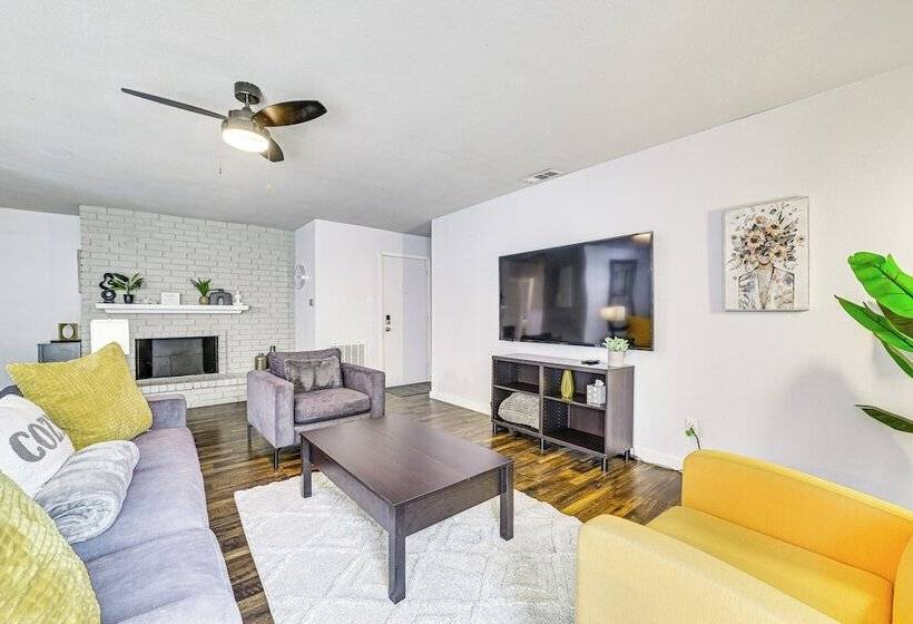 Near Lewisville Lake: Home In The Colony W/ Yard!