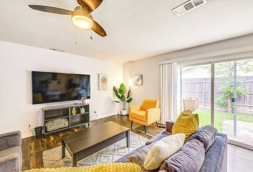 Near Lewisville Lake: Home In The Colony W/ Yard!