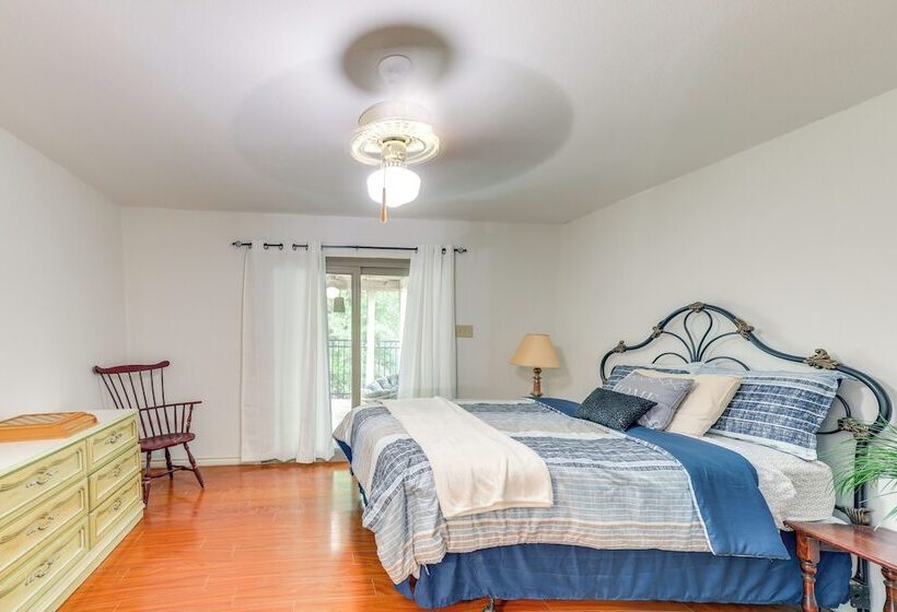 11 Mi To Dtwn: Luxe Home W/ Pool In Fort Worth