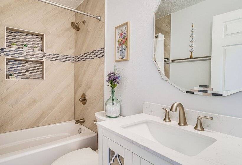 Palm Bay Home W/ Private Yard Near Beaches!