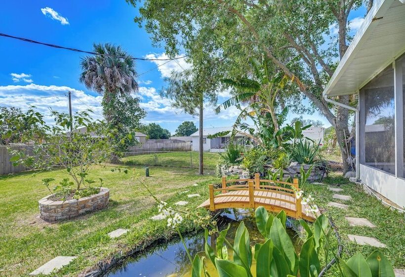Palm Bay Home W/ Private Yard Near Beaches!