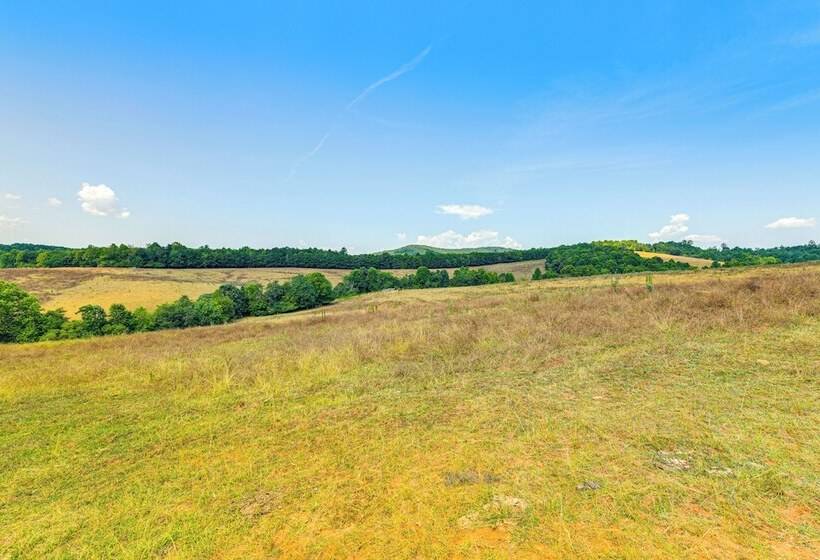 Peaceful Lenoir Home W/ Valley & Mountain Views!