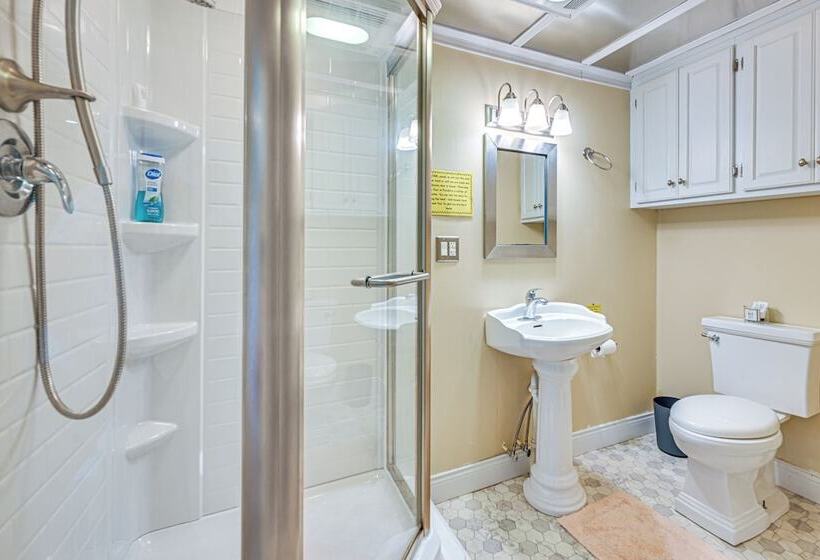 Peaceful Murray Home ~ 8 Mi To Kentucky Lake!