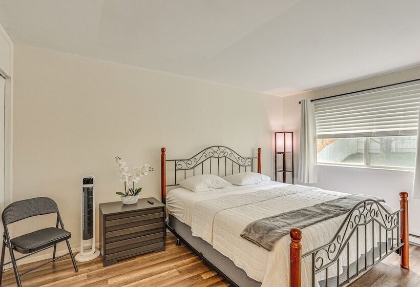 5 Mi To Downtown Harrisburg   Family Home!