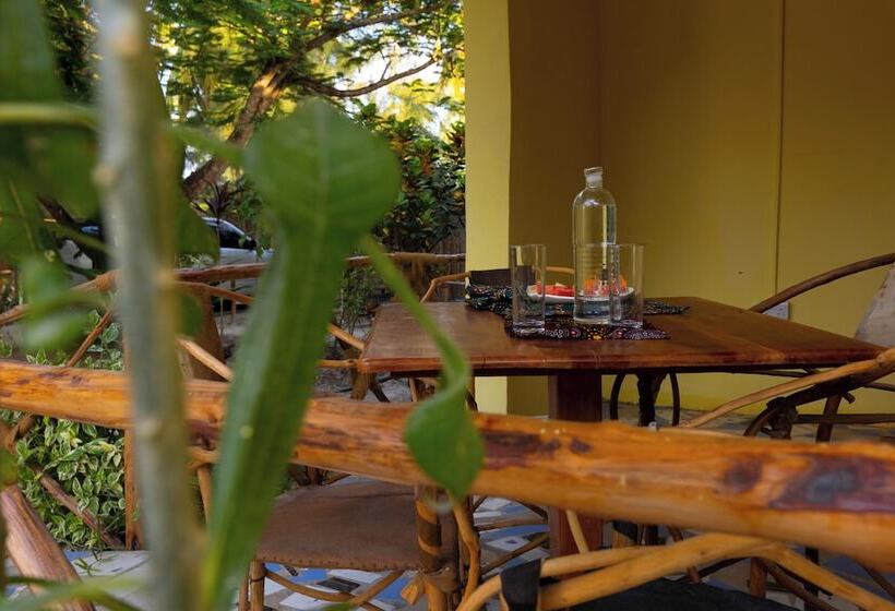 بنسيون Eden Paradise Zanzibar