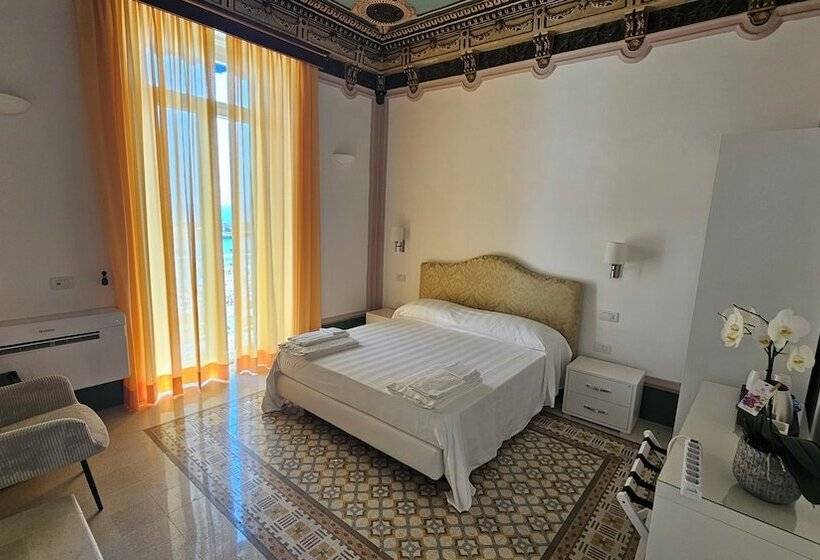 פנסיון Galene   Beachfront In Costa D Amalfi