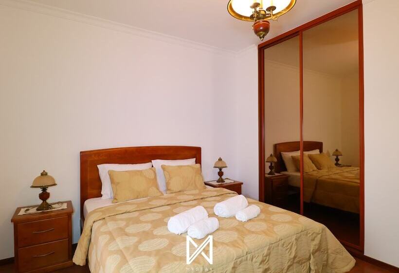פנסיון Mystay   Oliveira Douro House