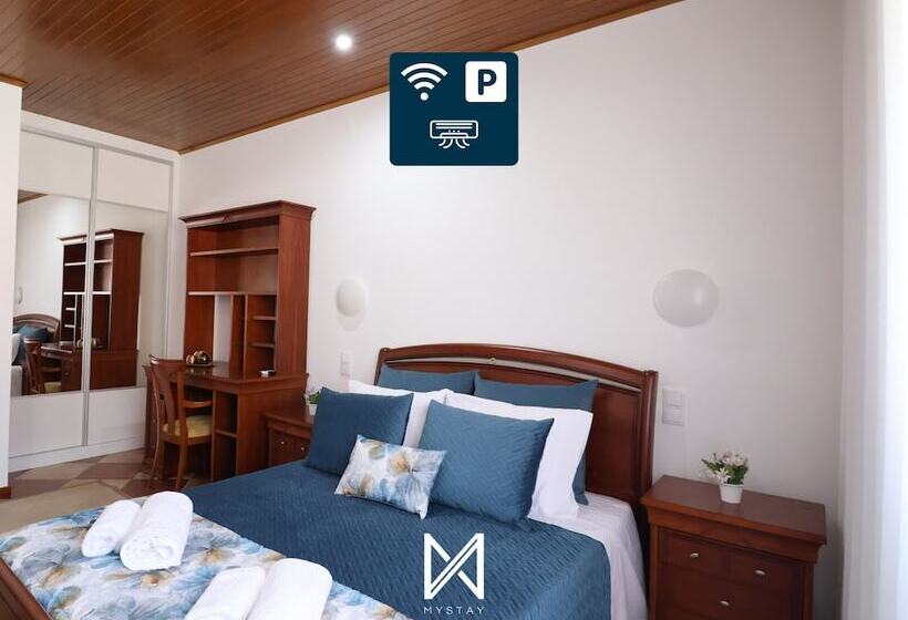 פנסיון Mystay   Oliveira Douro House