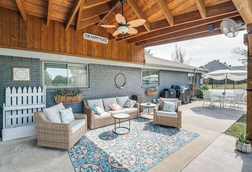 Pet Friendly Sachse Home W/ Patio, Fire Pit & Yard