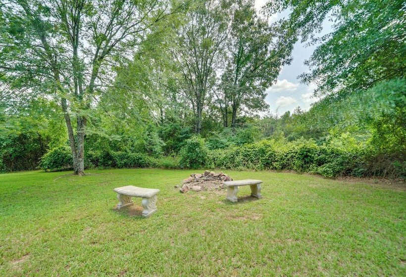 Picturesque Oklahoma Cabin On 80 Acres W/ Views!