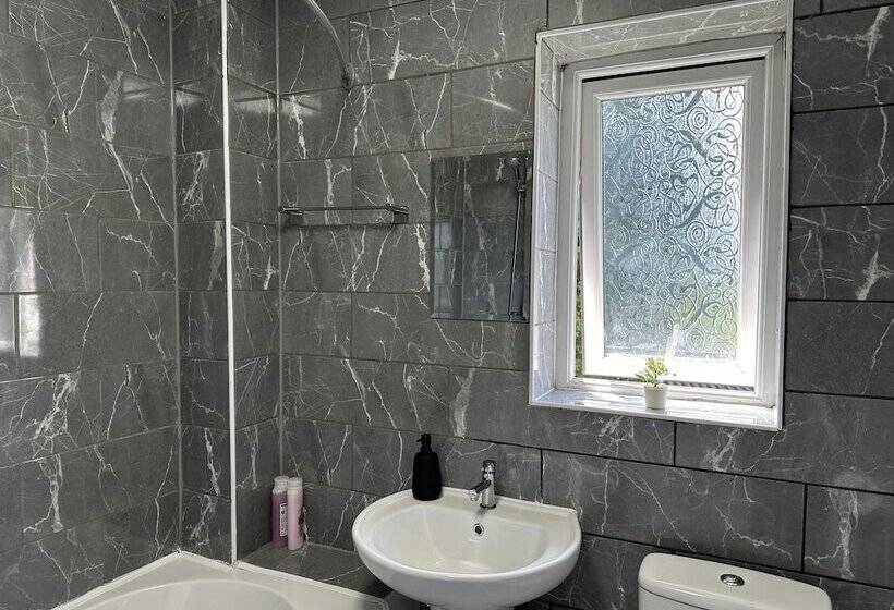 דירת נופש Affluent Living Apartment Perfect For Contractors