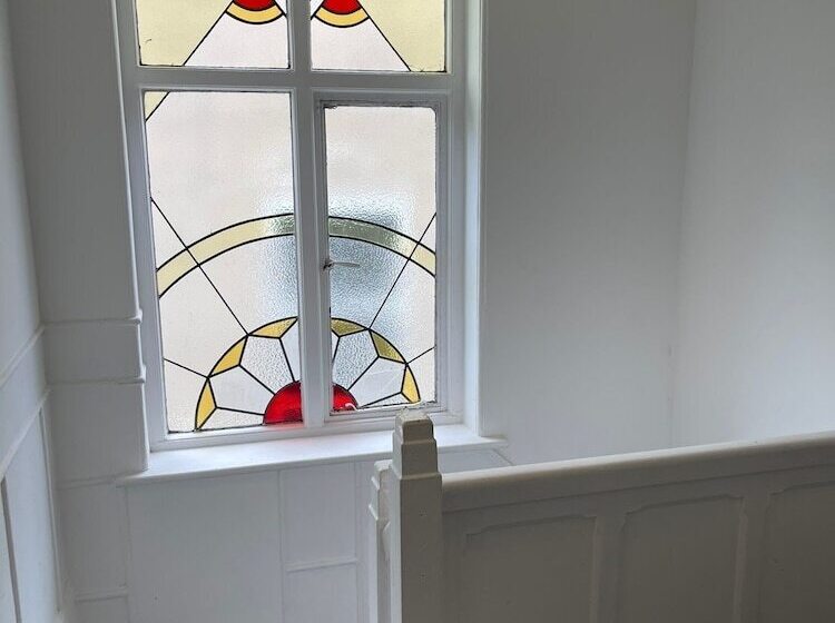 اقامتگاه Charming 4 Bed House In Sheffield