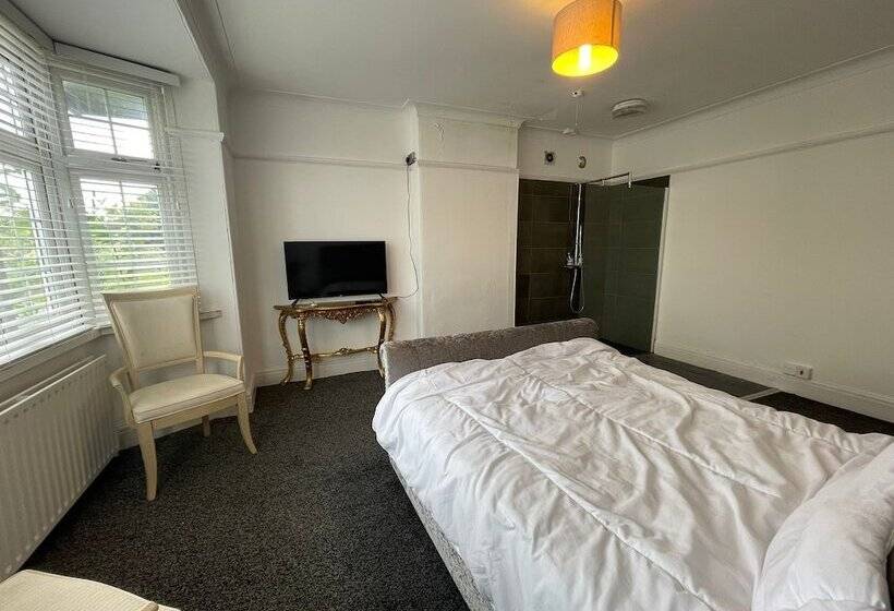 اقامتگاه Charming 4 Bed House In Sheffield