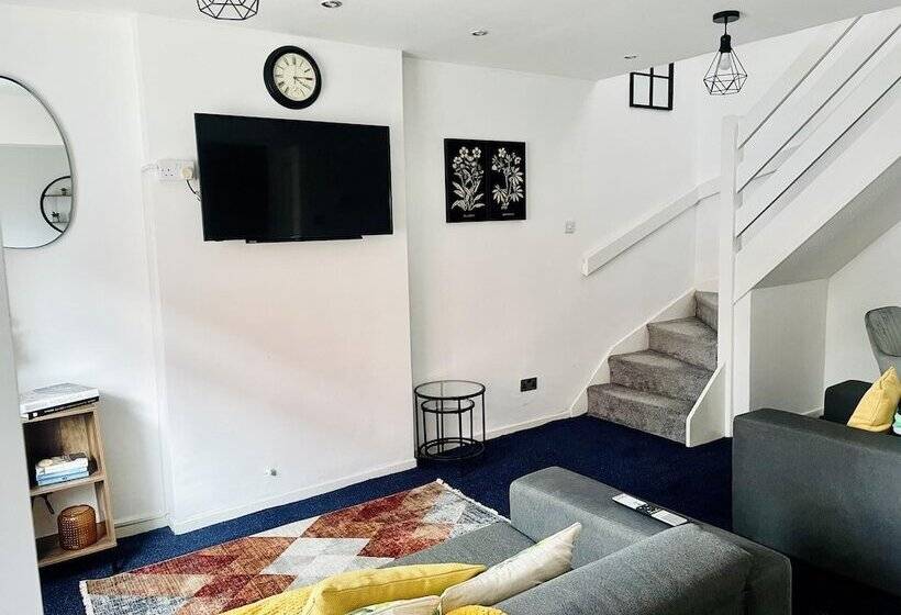 Резиденция Cozy 2 Bedhouse 20mins From Manchester City Centre