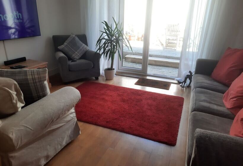 Резиденция Granada Road Seaside House