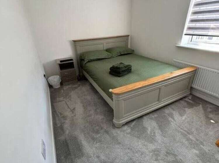 إقامة Room In Lenton With Free Parking