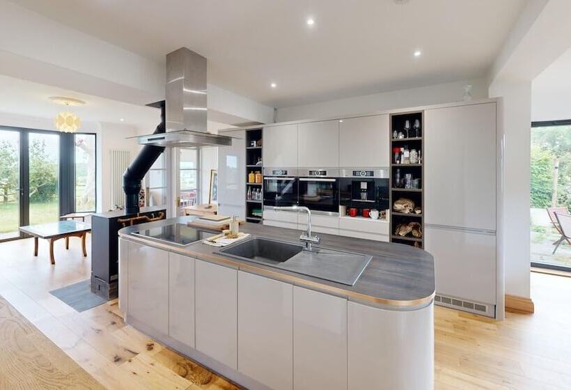 إقامة Large Family Home 23 Min To Beach And New Forest