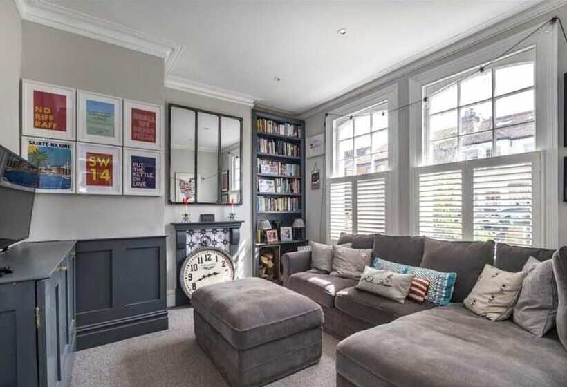 레지던스 London Charm On Connaught Avenue