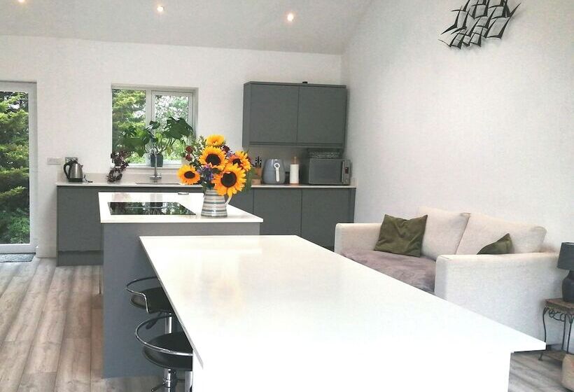 דירת נופש The Highlands, 5 Bed 5 Bath, Large Spacious House