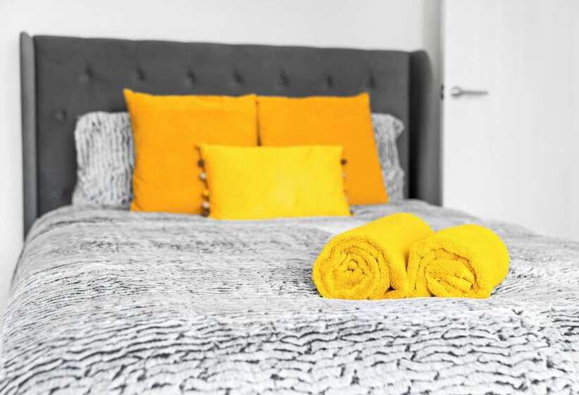 Резиденция The Rock, Solihull Retreat Birmingham Airport