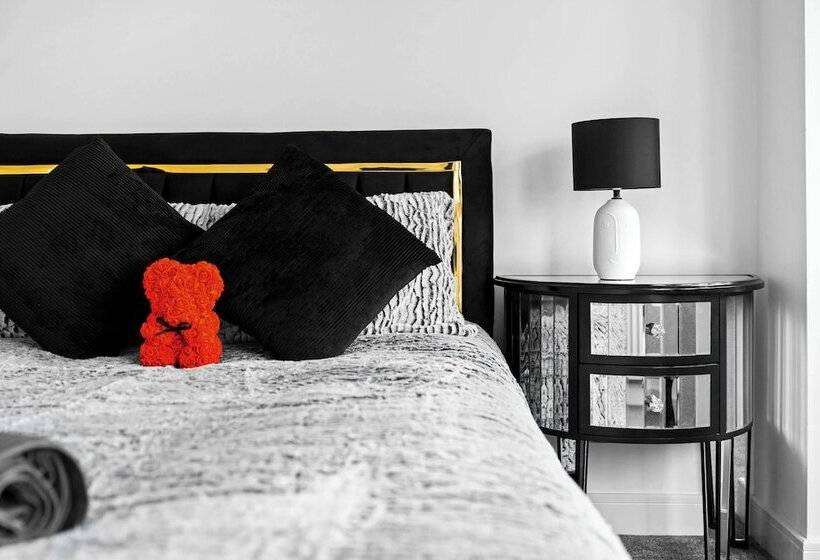 Резиденция The Rock, Solihull Retreat Birmingham Airport