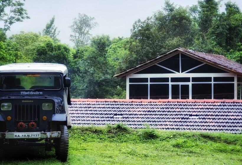 Devigiri Home Stay And Resort