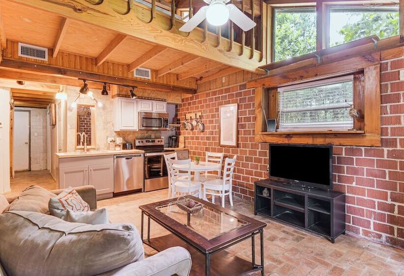 Riverfront Angler S Cabin In Fairhope W/ Deck!