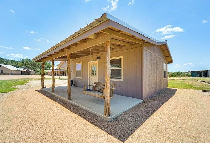 Riverfront Brady Retreat On 25 Acres!