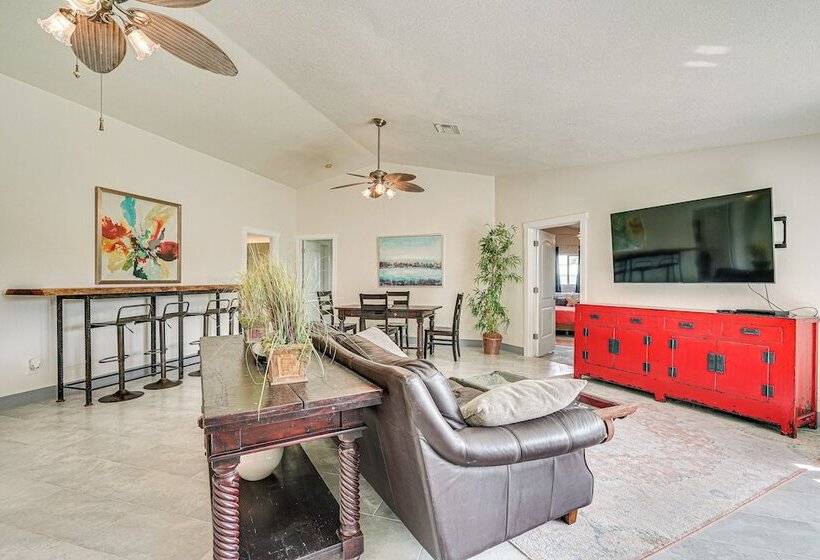 Riverfront Fort Myers Home W/ Boat Dock!