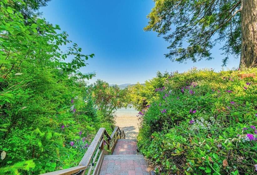 Scenic Hood Canal Home W/ Private Beach & Hot Tub!