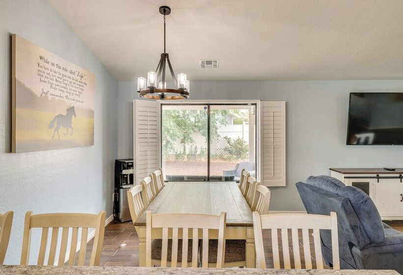 3 Mi To Lake: Home W/ Hot Tub In Show Low