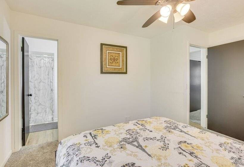 Spacious Omaha Home W/ Patio & Yard, Pets Welcome!