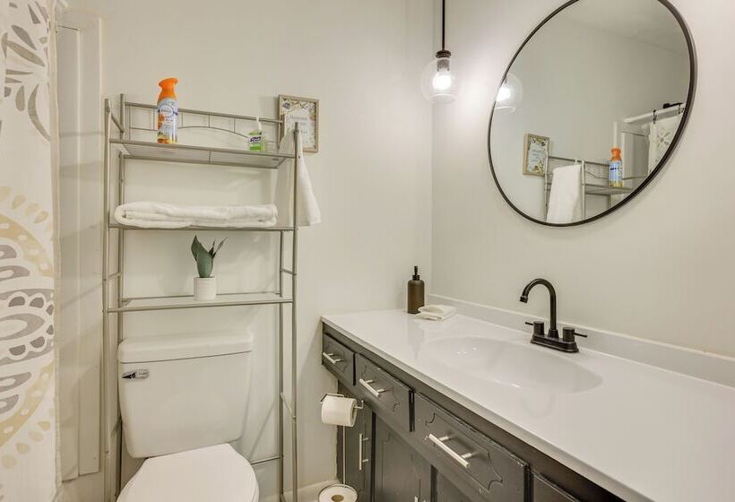 Spacious Omaha Home W/ Patio & Yard, Pets Welcome!